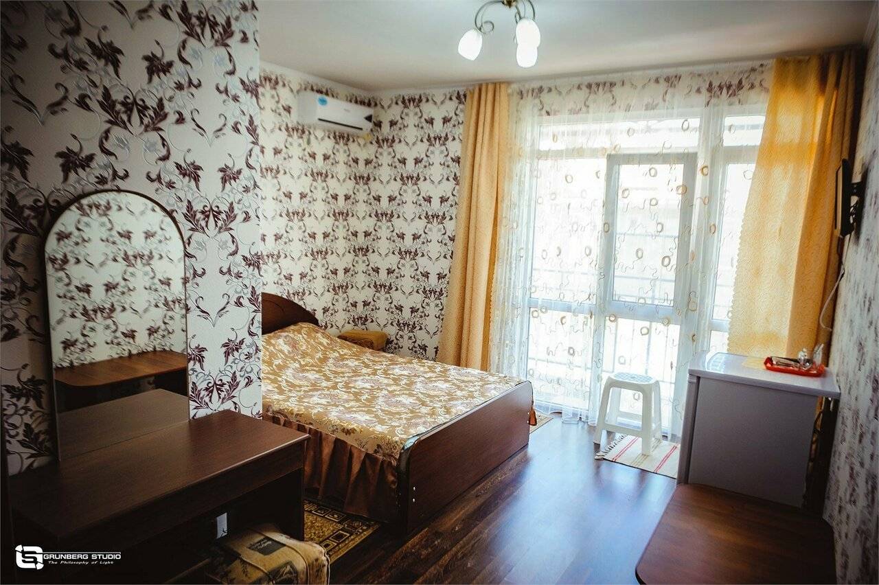 Фотографии номера Двухместный номер с одной кроватью в Гостинице Гармония Лазаревское