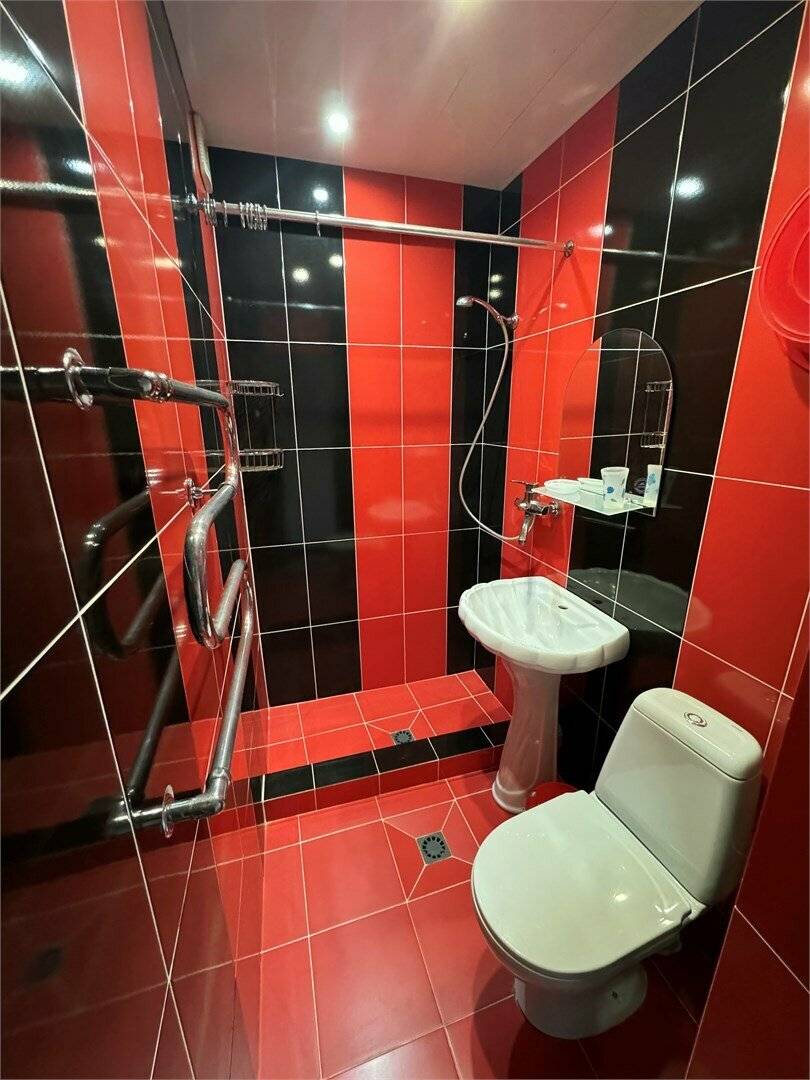 Фотографии номера Четырехместный номер «Комфорт» в Гостинице Гармония Лазаревское