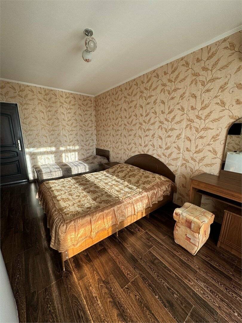 Фотографии номера Трехместный номер в Гостинице Гармония Лазаревское