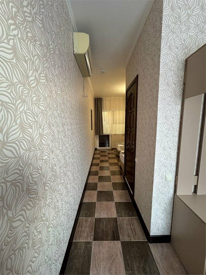 Фотографии номера Четырехместный номер «Комфорт» в Гостинице Гармония Лазаревское