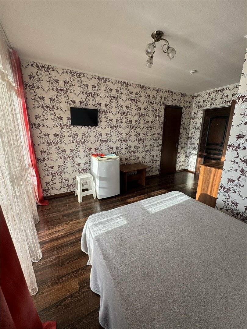 Фотографии номера Двухместный номер с одной кроватью в Гостинице Гармония Лазаревское